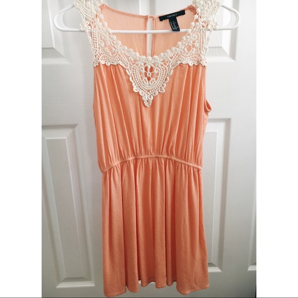 Forever 21 Dresses & Skirts - Forever21 Coral Dress